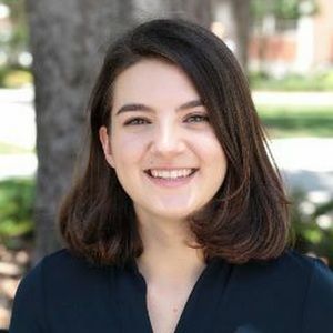 Meet your Posher, Alexis